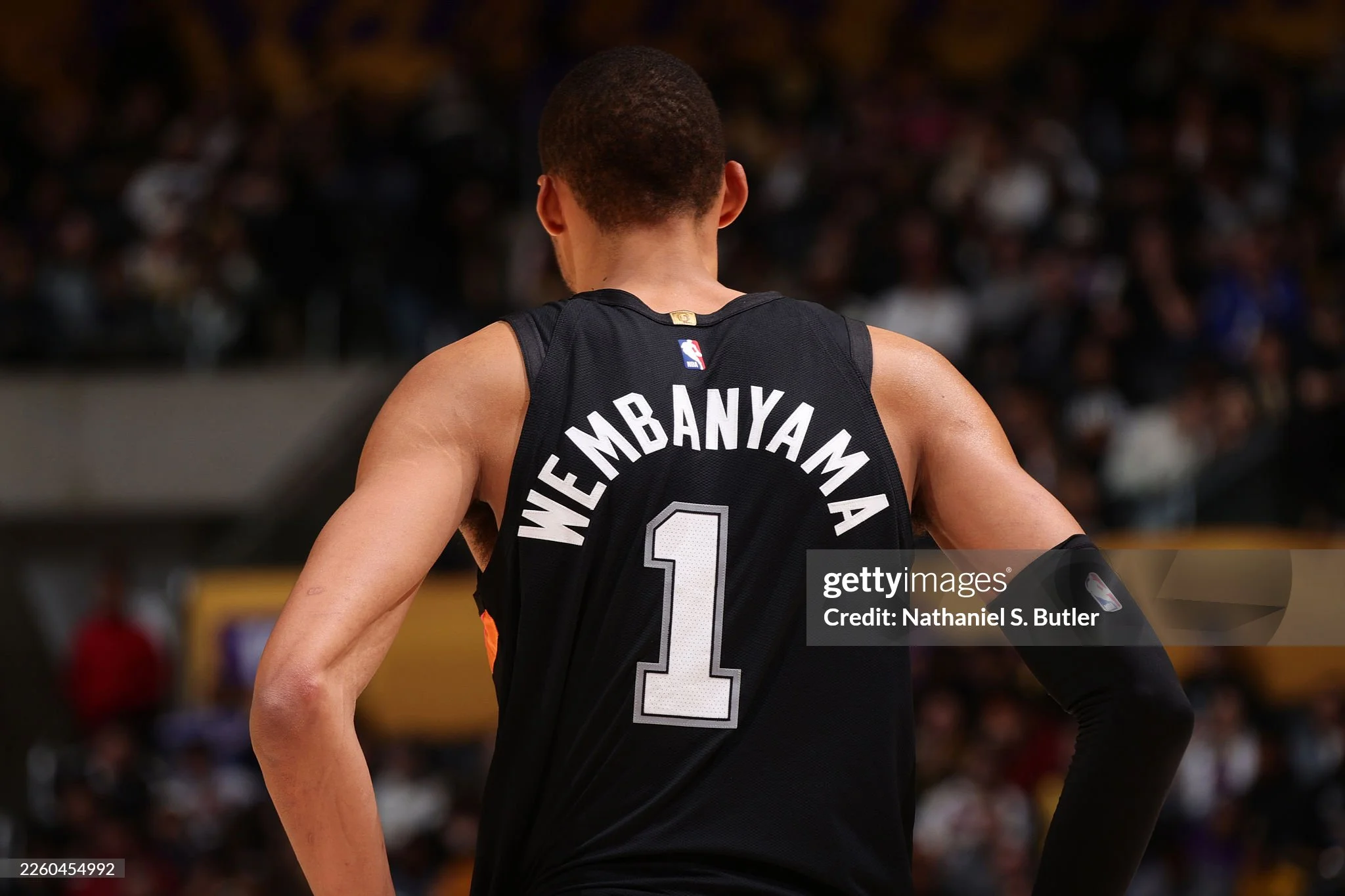 Victor Wembanyama Dominates as Spurs Rout Lakers 136–108
